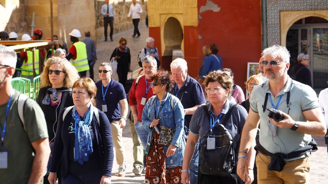 Un grupo de turistas en Córdoba.