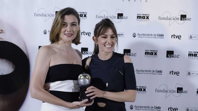 Marta Nieto y Marina Salas, ganadoras, ganadoras ex aquo del premio a mejor actriz.