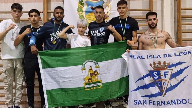 El Team Romero, en los campeonatos de Andalucía de Muay Thai.