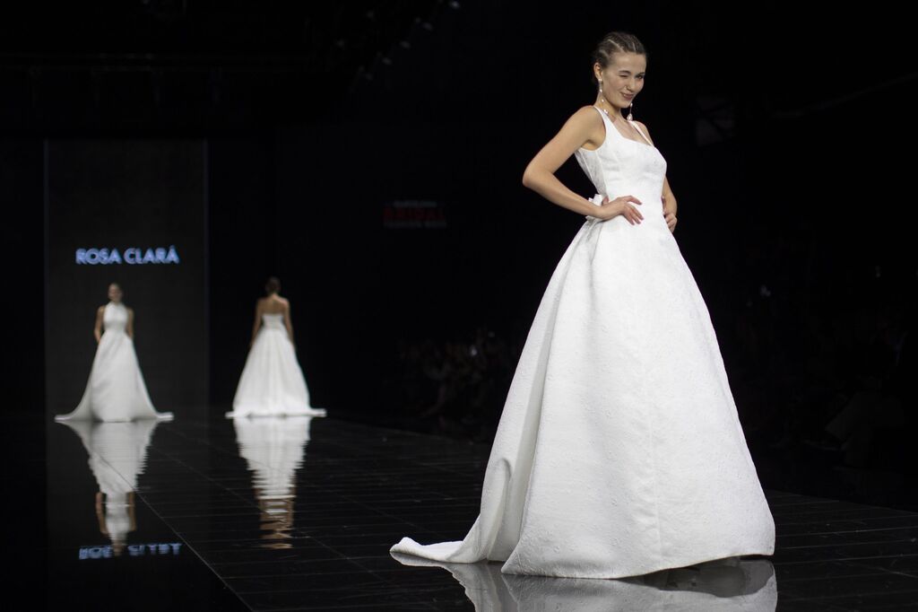 El desfile de Rosa Clar&aacute; en la Bridal Fashion Week de Barcelona