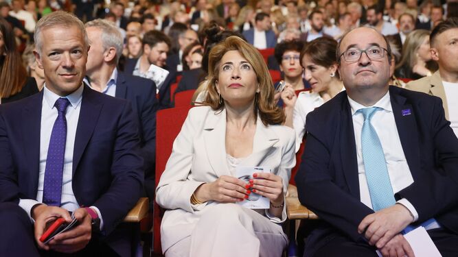 El ministro Miquel Iceta (derecha) acudió el lunes 17, día de los Max, a la gala de la Salud mental en el Deporte.