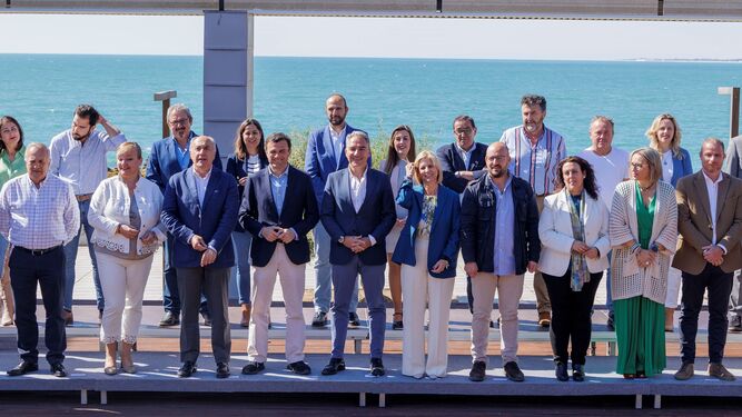 Algunos de los candidatos a alcaldes del PP en la provincia de Cádiz para las elecciones del 28-M.