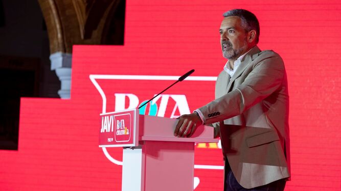 El alcaldable del PSOE y actual regidor de Rota, Javier Ruiz, en la presentación de la candidatura socialista el pasado jueves.