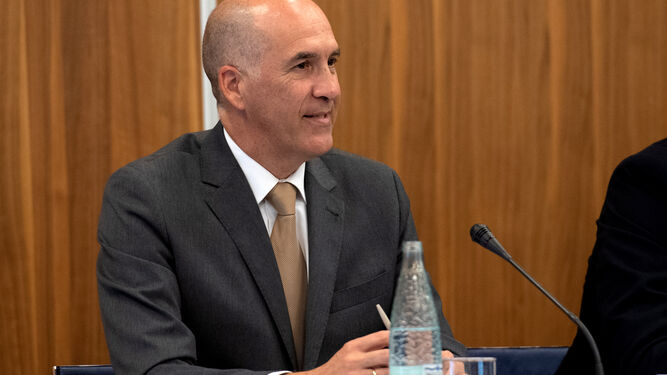 Alberto Virués, nuevo presidente del  Colegio de Farmacéuticos de Cádiz.