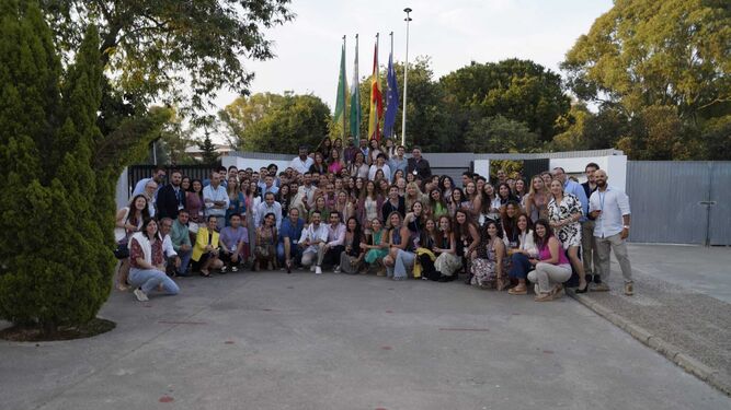 Una imagen de los participantes en el encuentro del IES La Arboleda.