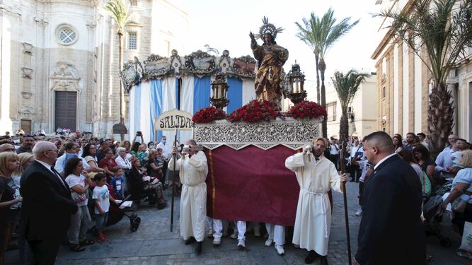 El Sagrado Corazón de Jesús, en la procesión del pasado año.
