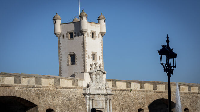 Las Puertas de Tierra de Cádiz