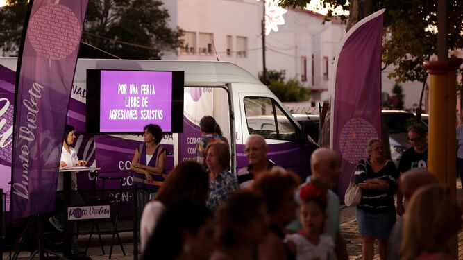 La Feria del Carmen y de la Sal incorpora un punto violeta en San Fernando.