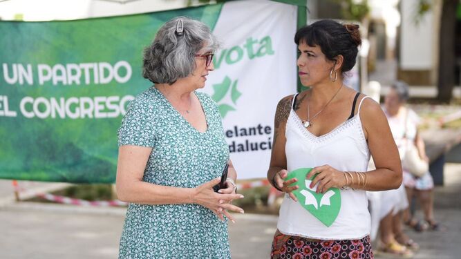 Pilar González y Teresa Rodríguez, este jueves en Puerto Real