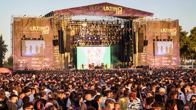 Una vista general del recinto del festival Puro Latino, en El Puerto.