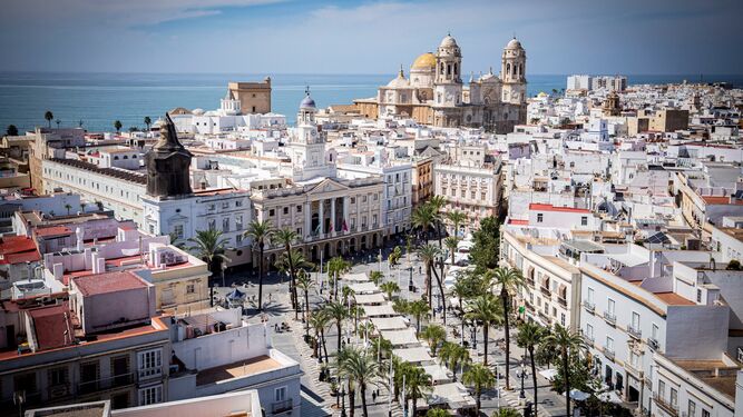 Vista parcial del casco antiguo de Cádiz.