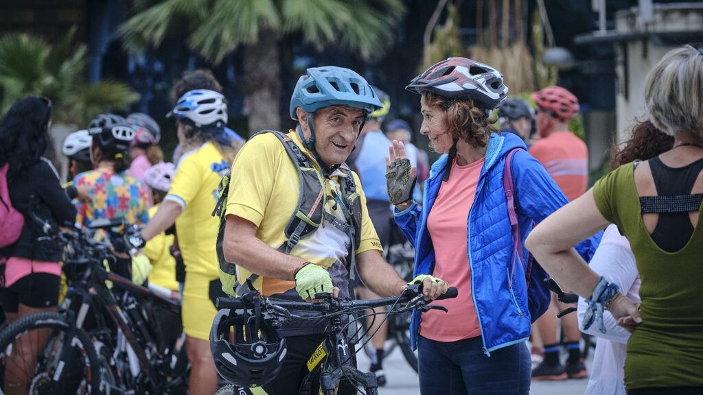 'Bicifestaci&oacute;n' entre C&aacute;diz y Puerto Real para pedir un paso ciclista y peatonal por el puente Carranza