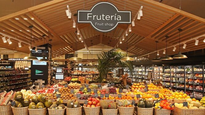 Interior de la nueva imagen de los supermercados.