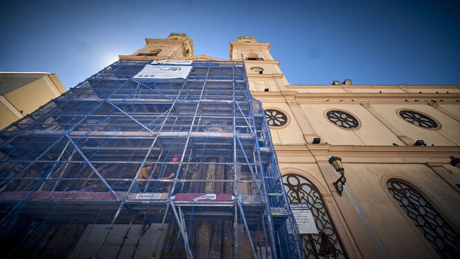 La iglesia de San Antonio de Cádiz, con los andamios que la cubrían hace unos meses.