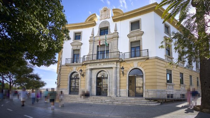 Edificio que alberga la Audiencia Provincial de Cádiz en la capital gaditana.