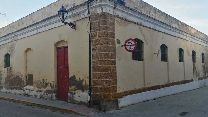Antigua bodega Campuzano, en calle Cruz Verde con Amargura.