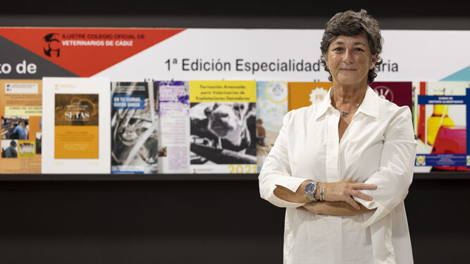 La presidenta del Colegio Oficial de Veterinarios de Cádiz (COLVET), Cristina Velasco