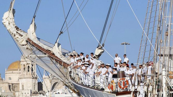 El 'Elcano', a su llegada a Cádiz en julio de este año.