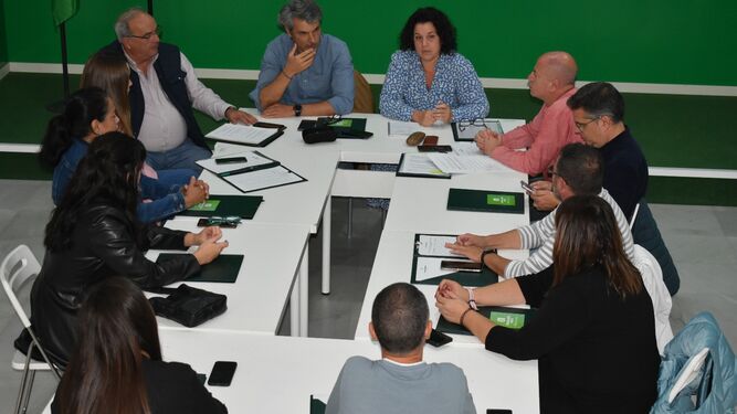 Reunión de la nueva coordinadora de la AxSí en San Fernando.