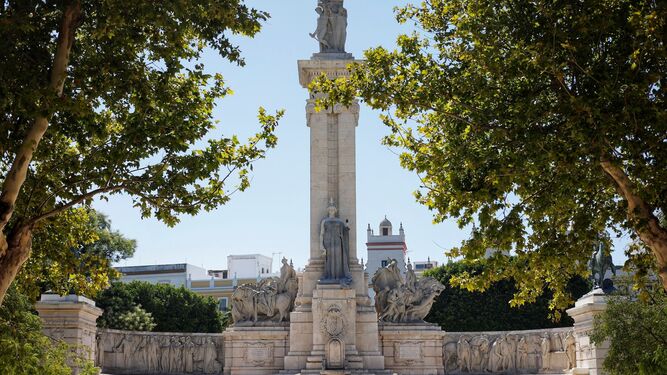 Monumento a las Cortes en la Plaza de España
