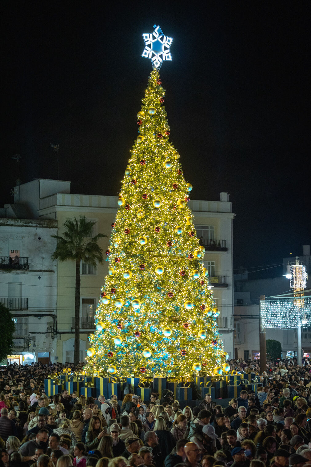 Im&aacute;genes: San Fernando inaugura el alumbrado de la Navidad 2023