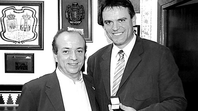 Antonio Martín y Miguel Ángel Fuertes en la Peña Los Juancojones