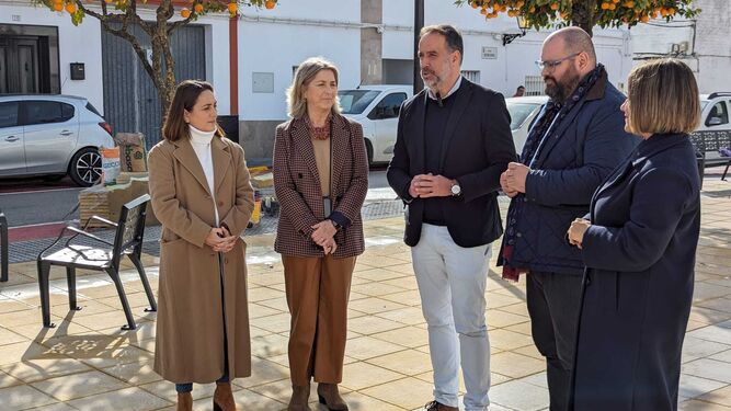 Junta, Diputación y Ayuntamiento colaboran en mejorar el entorno urbano de Trebujena