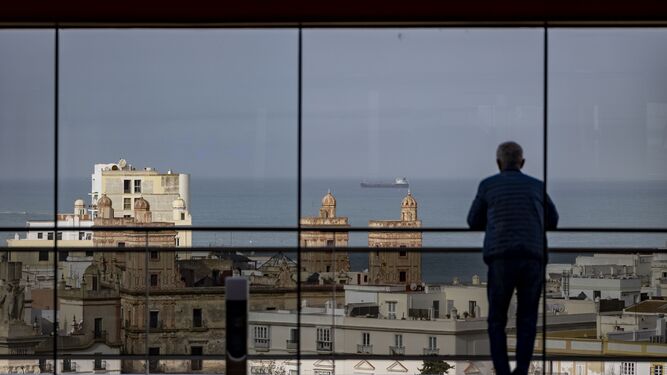 Imágenes de la visita del crucero MSC Euribia al puerto de Cádiz