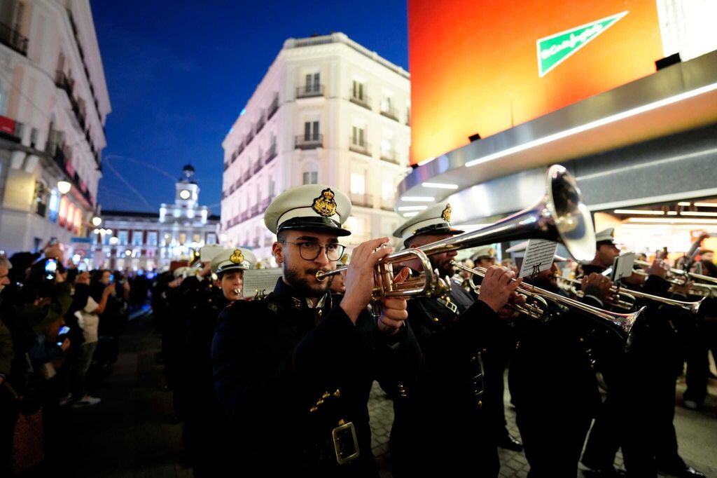 La Banda del Rosario act&uacute;a en el centro de Madrid