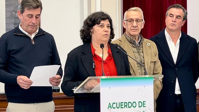 Carmen Álvarez interviene para valorar el acuerdo en el Ayuntamiento deLa Puebla del Río.