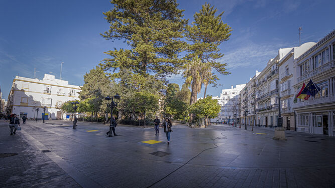 Una vista de la Plaza de Candelaria desde la esquina de la calle Santiago.
