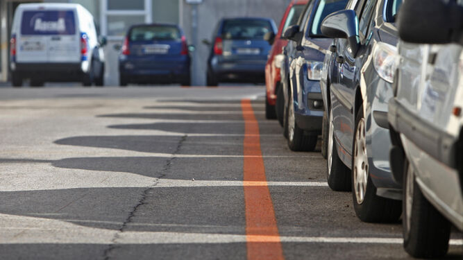 Zona naranja para el estacionamiento regulado para residentes de Cádiz