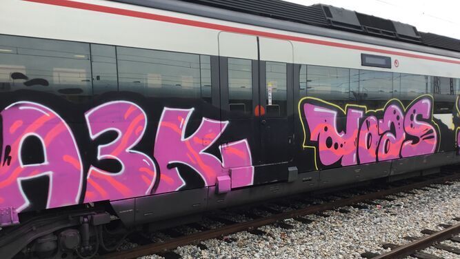Grafiti en un tren.
