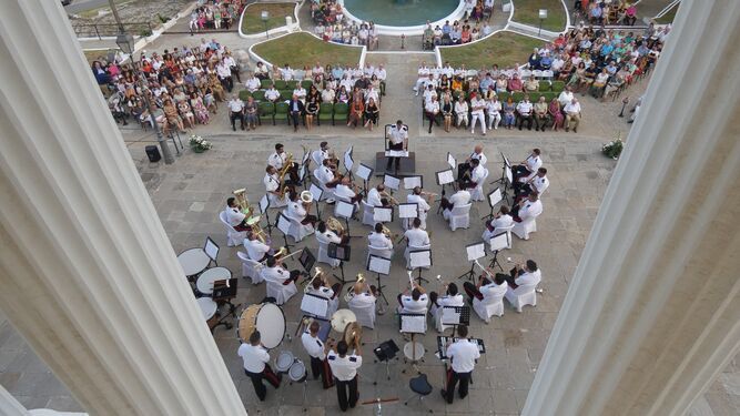 Concierto de la banda del Tercio Sur en el Observatorio de la Armada de San Fernando, en junio del año pasado.
