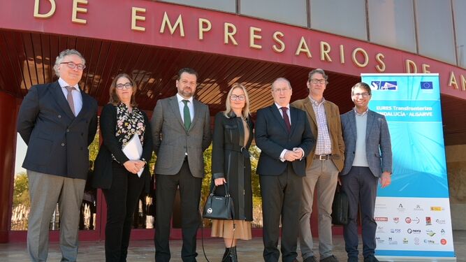 Presentación del informe de Loyola y la CEA sobre la economía andaluza