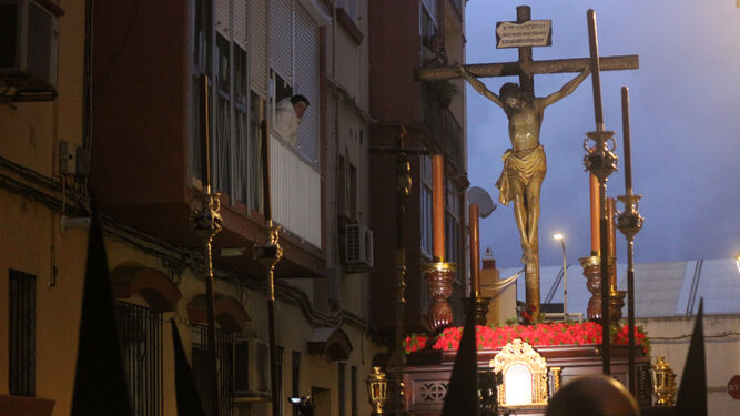 Cristo del Perdón y la Misericordia por calle Santo Domingo