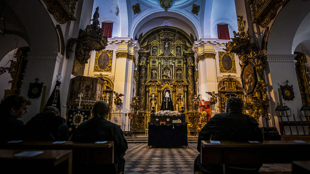 Congregaci&oacute;n Ecce Mater Tua. S&aacute;bado Santo. Semana Santa de C&aacute;diz. 2024