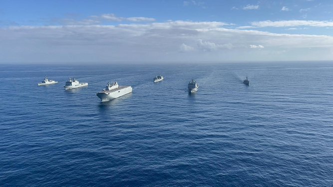 El grupo ´Dedalo' durante el despliegue de la Armada en 2023.