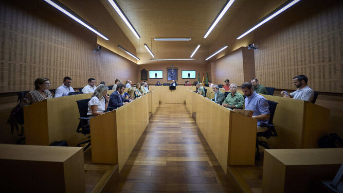 Una sesión plenaria en el Ayuntamiento de El Puerto de Santa María.
