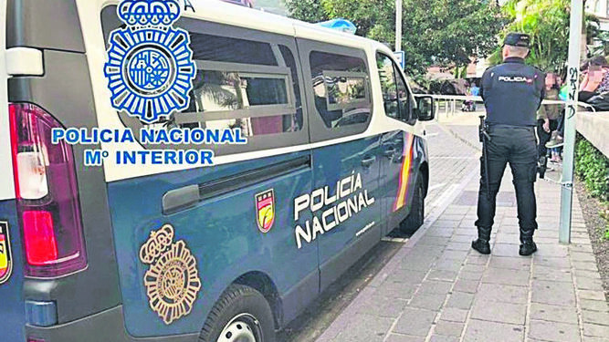 Un furgón de la Policía Nacional.