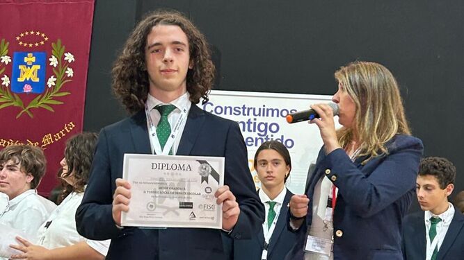 El alumno del Liceo Manuel Domínguez Gento, Mejor Orador en el II Torneo de Debate Local Compañía de María.